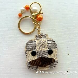 Pekkle NO LOGO purse charm